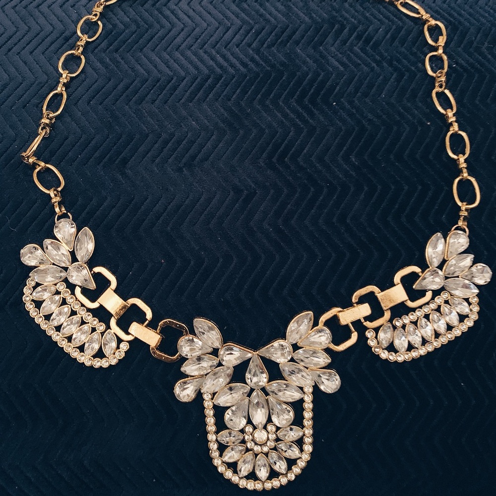 Statement necklace